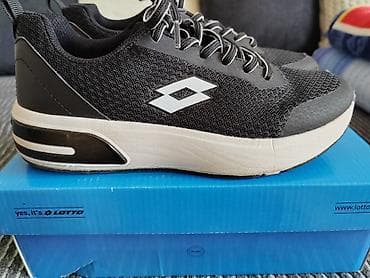 Zenske Lotto patike, broj 38. Duzina gazista 24 cm. Udobne i u
