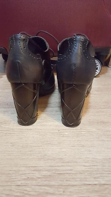 dr martens cipele: Ženske kožne cipele na pertlanje, oxford/brogue stil. - Boja: tamno — 4