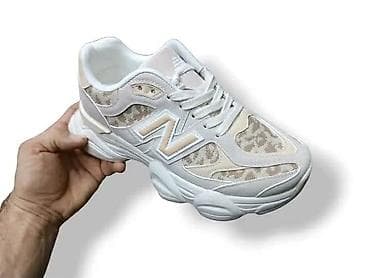 ugg na pertlanje: NB patike.36-46.Cena 3700 din — 2