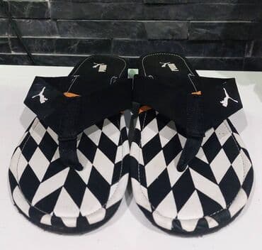 grubin papuce krzno: Flip-flops, Puma, 43 — 1