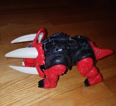 robot kuca igracka: Original cartoon network ben 10 igracka. Masina - vozilo od action — 2