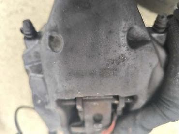 Brake System: PREDNJA BREMBO CETVOROKLIPNA ZA VOLKSWAGEN TOUAREG OD 2003. DO 2010 — 3