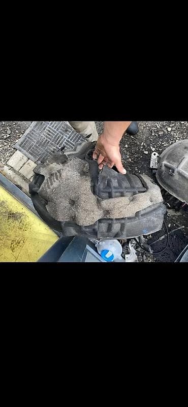 moj auto: AUDI Q5 2 PODKRILO KORUBA DELOVI Q5 | Audi delovi ZEMUN 06******** — 4