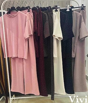 Overalls: Dvodijelni ženski komplet – majica i široke pantalone - Kroj — 5