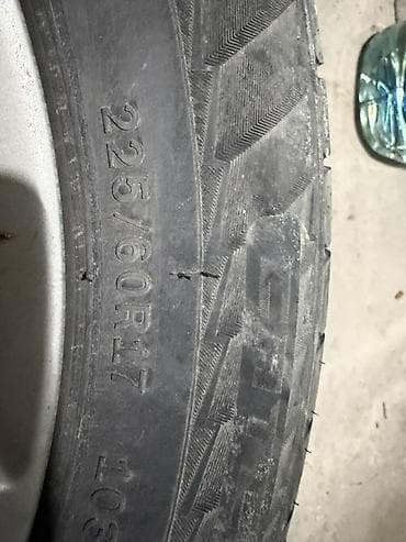 organizer za zadnje sediste: Set guma – 4 komada - Dimenzije: 225/60 R17 - Indeks nosivosti i — 2