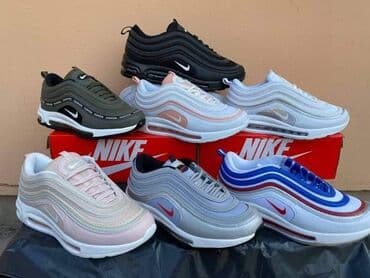 Nike, 38