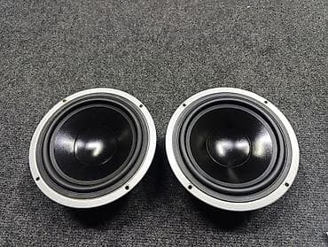 IPod & MP3 Players: Basevi CAT mbc 313 E kao novi! gumena vesanja, veliki magneti — 1