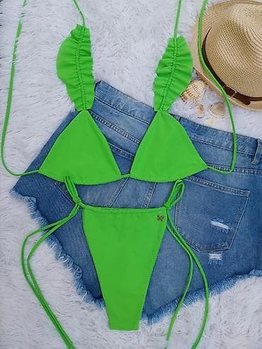 Bikini komplet – trokutasti top i donji deo sa vezivanjem - Model — 3