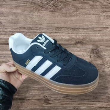 jordan max aura 3: Adidas — 2
