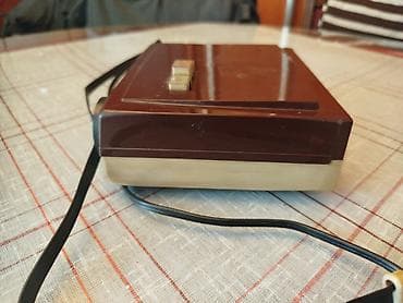 sporet na prodaju: TV transkonvertor EI – UHF/VHF Nepoznato stanje. Displej  tj lampica — 4