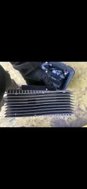 smart auto kupujemprodajem: AUDI A4 A5 Q5 B8 POJACALO 8R0035223F | Audi a1 a3 a4 a5 a6 a7 a8 q5 — 1