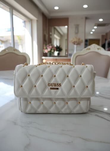 poslovna torba za žene: Elegantna torbica, Guess, Materijal: Veštačka koža — 1