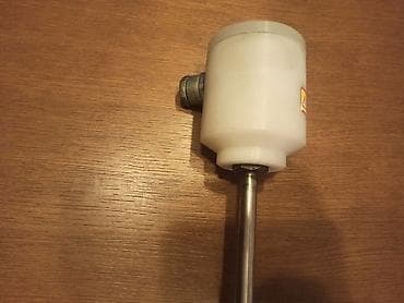 Nameštaj: Termostat u vodootpornom kućištu sa sondom. Sonda je dužine 20m — 3