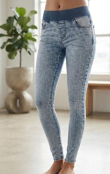 pantalone mona: Ženske jeggings helanke – svetlo ispran denim izgled - Model — 1