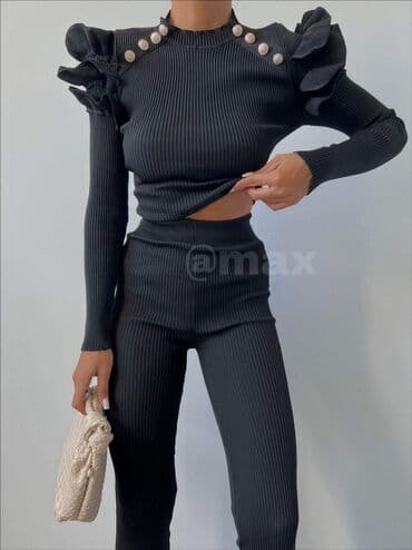 trikotažna trenerka: 🌪Novo Komplet Trikotaza (I cllas)🌪 •Velicine:Uni •Boje:Bež Siva Pink — 3