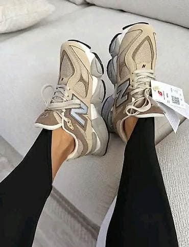 ampule za kosu: NB 9060 A klasa 
Cena: 5100
Brojevi: 36-40
PS✨ — 3