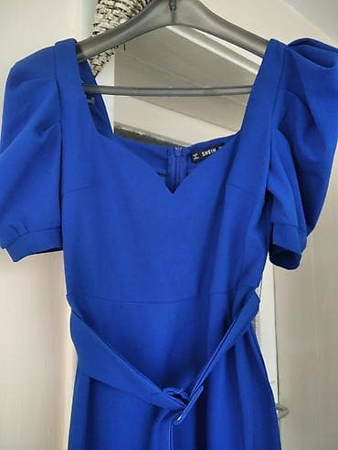 SHEIN haljina, veličina XS (EUR XS / USA XS). Elegantna midi haljina u