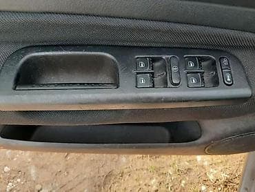 PREKIDACI PODIZACA PROZORA ZA VOLKSWAGEN GOLF 4 | Prekidaci podizaca na lalafo.rs PREKIDACI PODIZACA PROZORA ZA VOLKSWAGEN GOLF 4 | Prekidaci podizaca
