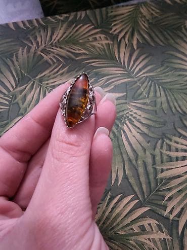 pepco nakit: Prsten sa jantarom i filigranskim srebrom - Elegantni prsten sa — 1