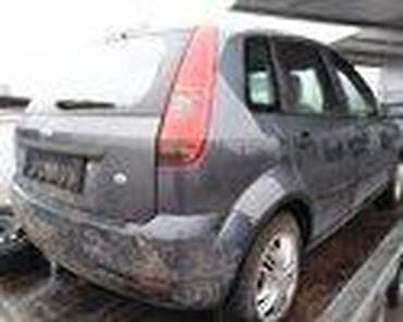 navoz za auto: ENTERIJER 5 VRATA ZA FORD FIESTA OD 2002. DO 2005. GOD. | Polovni — 6