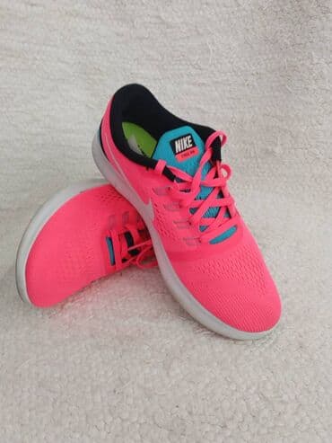liu jo mokasine zenske: Nike, 39 — 9