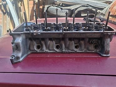 Glava motor Lada 2121,21213 Niva br.3. Polovna, ocuvana. Skinuta sa