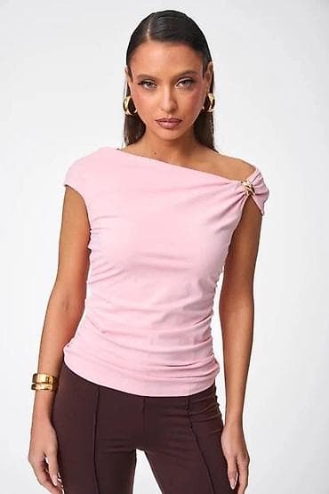 pull and bear patike: 03. L. Majica 2.250 dinara — 3