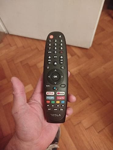stari televizori: Daljinski za smart Teslu
televizor Tesla tv.
Ispravan.
Bez baterija — 4