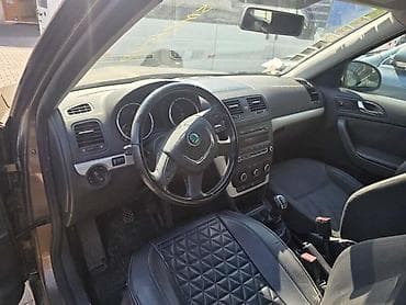 skoda vrs volan: ŠKODA YETI 2011. GOD. - KOMPLETAN AUTO U DELOVIMA | Skoda Yeti 3 — 4