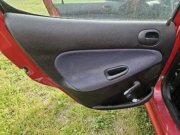 polovni auto do 1500e: TAPACIR SEDISTE NEBO VRATA ZA PEUGEOT 206 — 2
