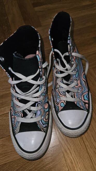 obuca lara: Converse, Size - 35 — 5