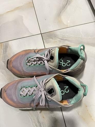 air cooled skechers: Nike Air Max 2090 
Ocuvaneostecena uslikana — 1