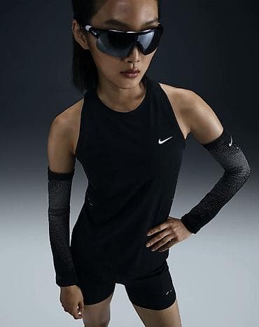 Nike, S, bоја - Crna