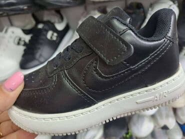 ugg cizme 35 broj: Dečije patike – više boja - Model: niske patike sa zadebljanim đonom — 4