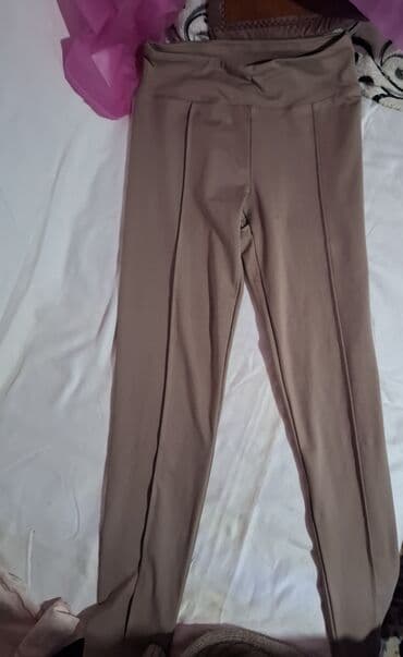 Ženske helanke – visoki struk, bež/peščana boja - Model: uske helanke na lalafo.rs Ženske helanke – visoki struk, bež/peščana boja - Model: uske helanke