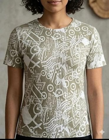 Ženska majica kratkih rukava sa apstraktnim printom - Kroj: klasičan