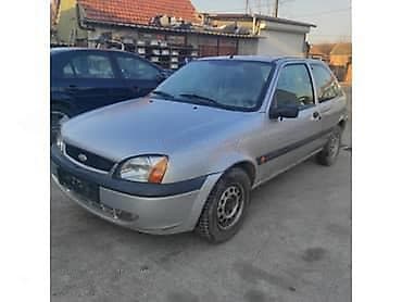 navoz za auto: FORD FIESTA 1.8 2002. GOD. - KOMPLETAN AUTO U DELOVIMA | Polovni — 8
