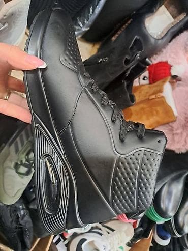 Oksfordice: Skechers, 41 — 1