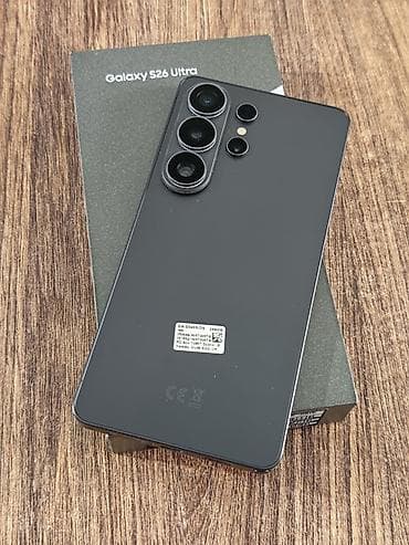 polovne masine za vez: Samsung Galaxy S26 Ultra – crna boja - Ekran: veliki AMOLED displej — 3
