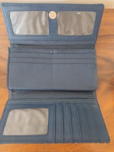 mindjuse beograd: Women's wallet, Louis Vuitton — 2