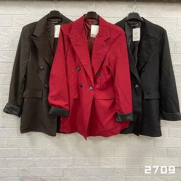 Women's Pants, Jeans, Shorts: 💫Ženski blejzer – dvoredno kopčanje💫
2999 din — 4