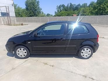 1000 litara je: Volkswagen Polo 1.4,plin trovratni hatchback, crna boja. Ključne — 2