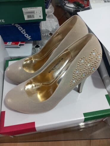teddy kaput h m: Pumps, 39 — 1