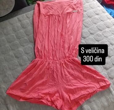 Overalls: Jednodelni ženski kombinezon koralno roze boje. Gornji deo je bez — 1