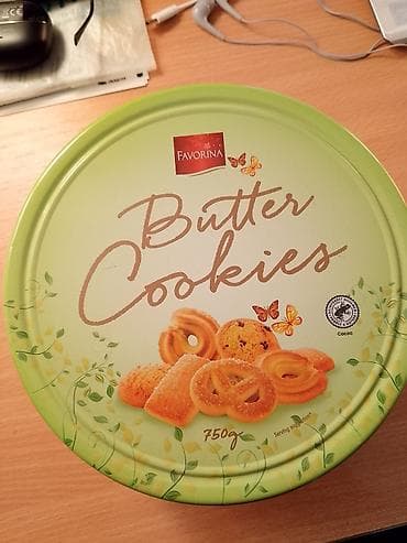 Metalna kutija Butter Cookies Favorina Mtalna kutija od keksa. Ništa