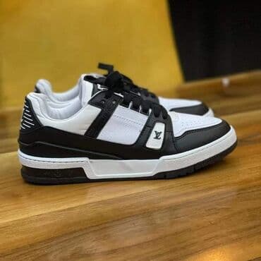 Patike, veličina - 44