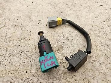 Autoelektrika: SENZOR KVACILA ZA CITROEN C4 OD 2002. DO 2008. GOD — 2