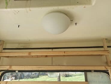 nekretnine barajevo: Veoma dobar, opremljen kiosk 2x2m, od poliestera, ali mnogo debljeg — 9
