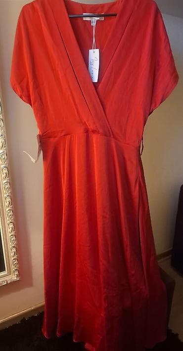Haljine: Elegantna crvena haljina midi/dužine do članaka sa preklopljenim — 1