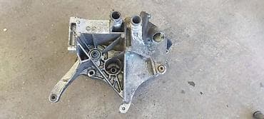 roda za vadjenje motora: NOSAC ZA AUDI A4 — 2